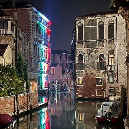Admiral Home Venice Center Veneza Exterior foto
